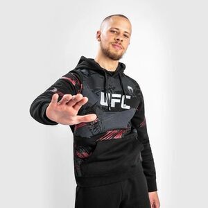 UFC Venum Medium Authentic Fight Week 2.0 Men’s M Pullover Hoodie Black Red NWT